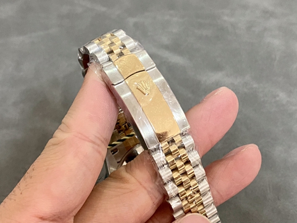 激安ロレックス着用イメージ